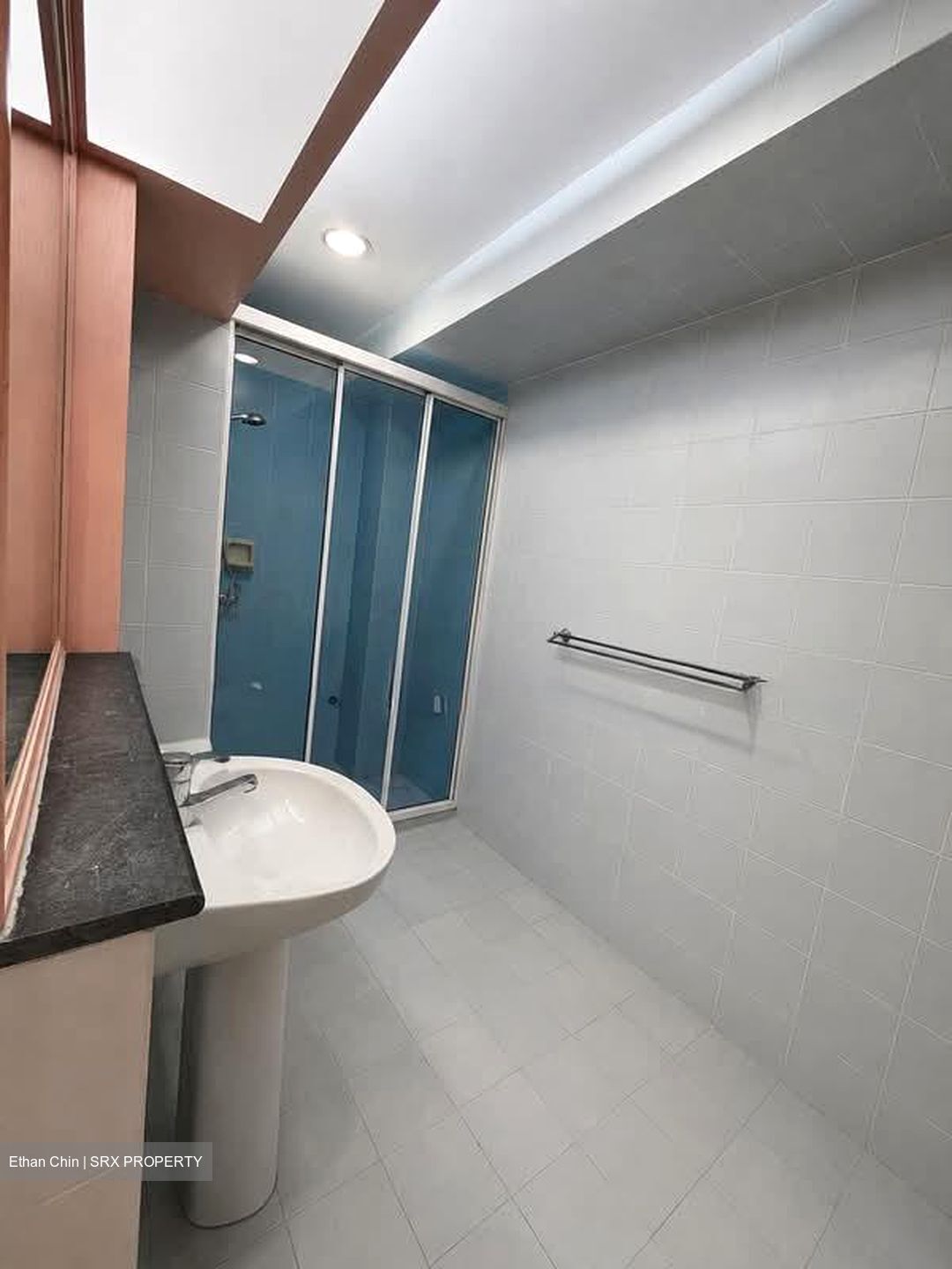 East Coast Road (D15), Terrace #605934701
